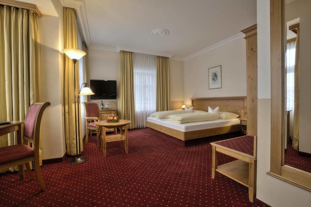 Hotel & Gaststaette Zum Erdinger Weissbraeu München Buitenkant foto